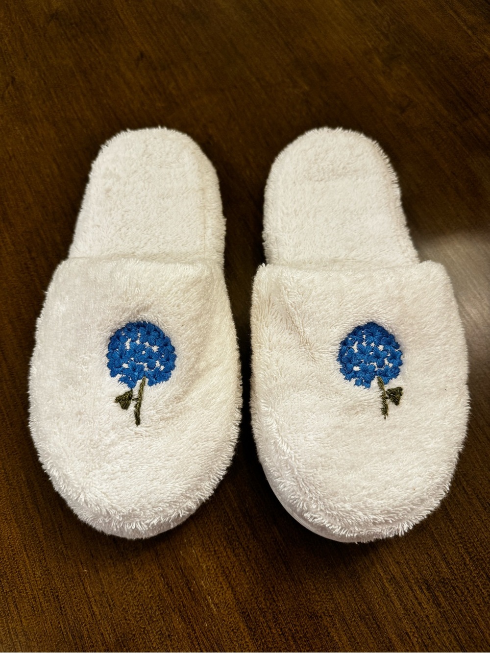 Blue Hydrangea Plush House Slippers – Size 7/8